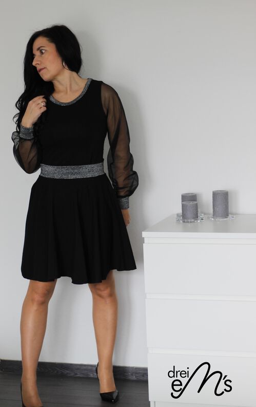 Shirt/Kleid LACONA + Rock YVI + Rock CLARIE image number 9