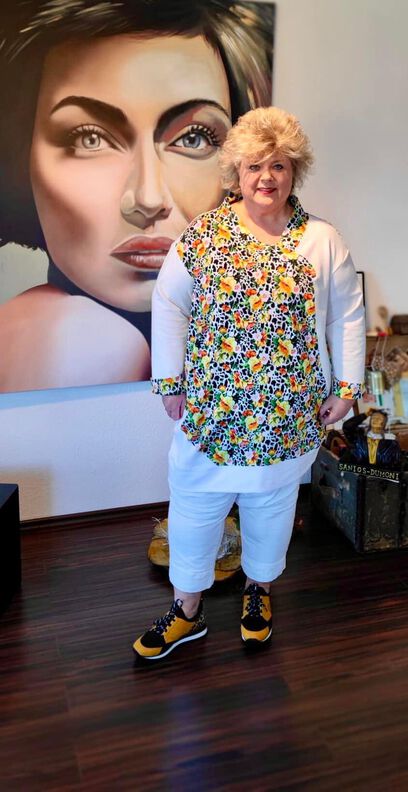 Malve Curvy www.anita-luechtefeld.de image number 2