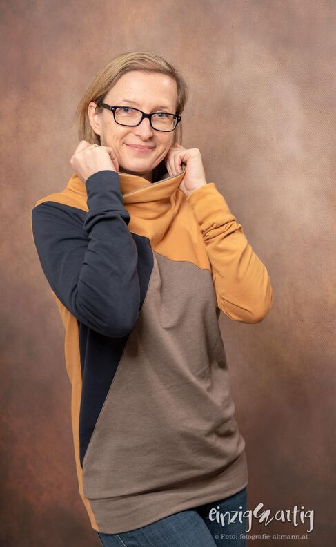 Hoodie SCHIO Women XS-XXXL Ebook Schnittmuster image number 3