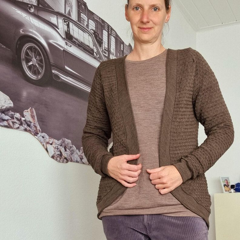 "Cardigan Easy Flow" 32-48 image number 10