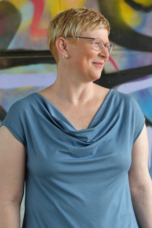 Shirt/Kleid RITA Gr. 34-52 PDF-Schnittmuster A4, A0 und Nähanleitung image number 7