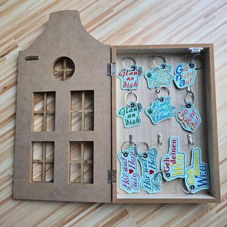 Stickdatei ITH Anhänger Spruch Sprüche SET Bundle image number 3