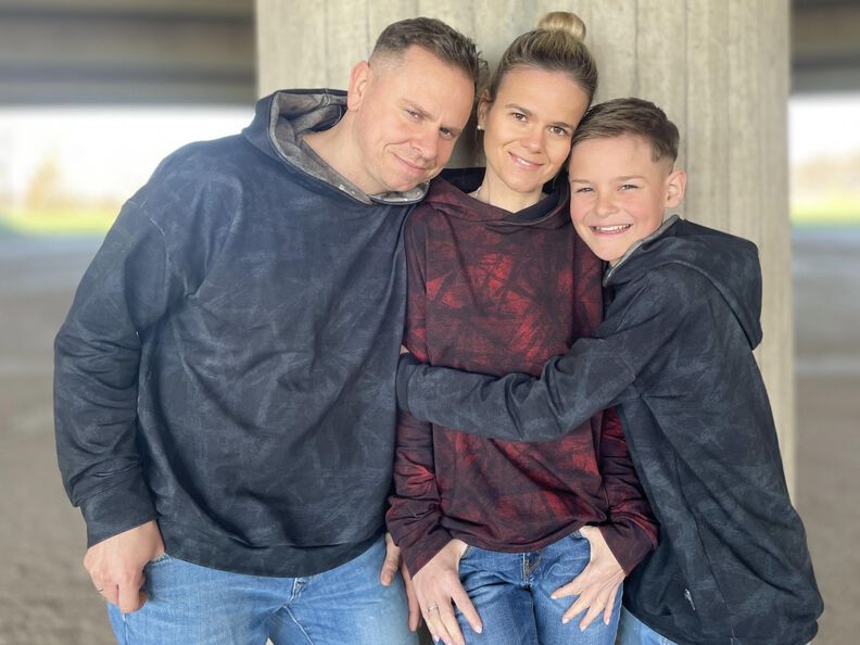 BEAMER&A0&A4  lovely family oversized hoodie Pullover image number 9