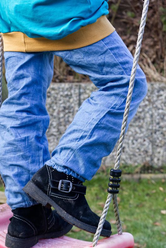 Pumpjeans Gr. 74 bis 152 image number 9
