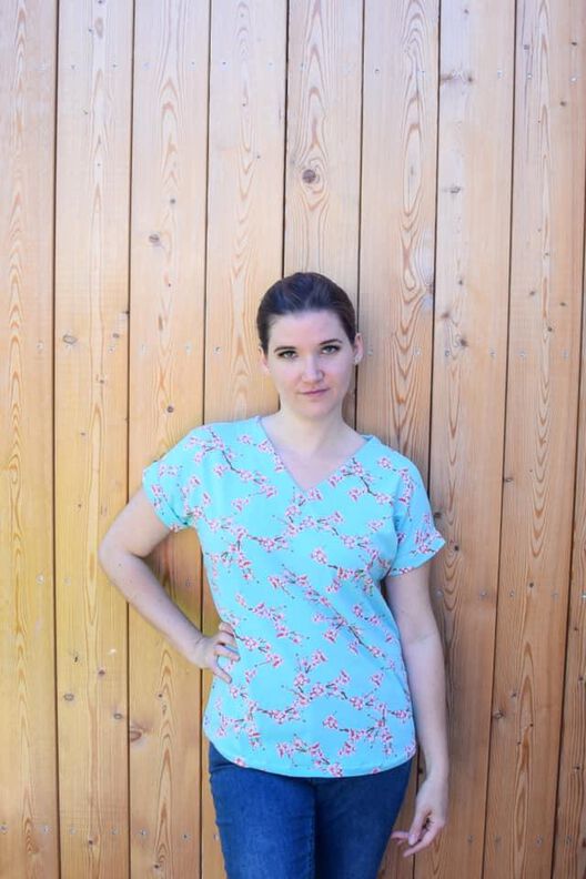Basic Shirt mit Ärmelaufschlag Größe 36-46 image number 10