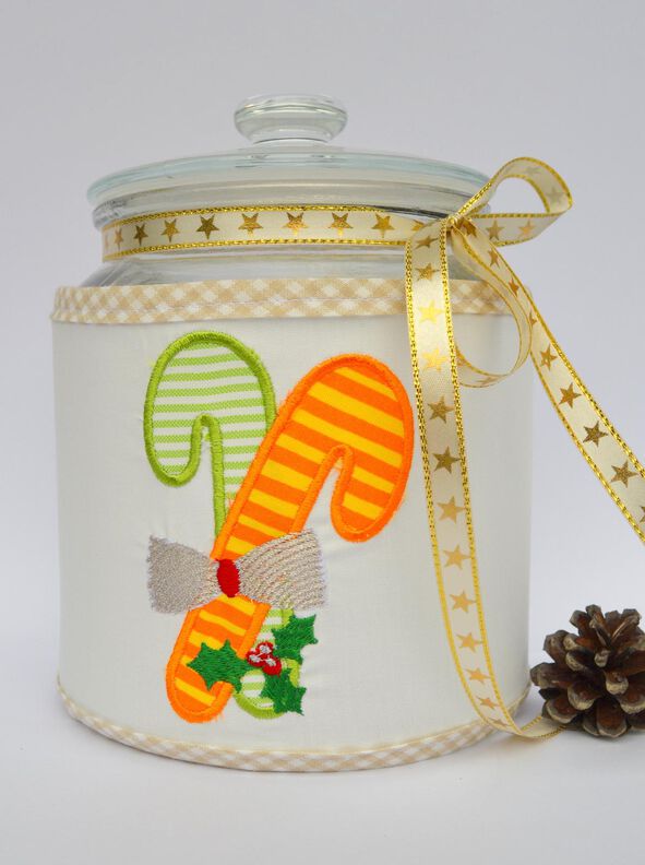 Stickdatei weihnachtliche Applikationen 9er SET 10x10cm image number 1