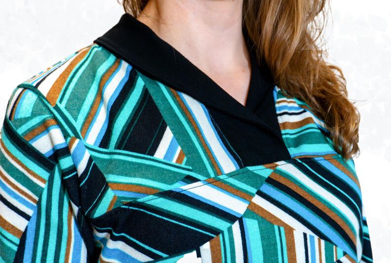 Kikyo schicker Pullover mit Wickelkragen BU 80-116, A4+A0 image number 4