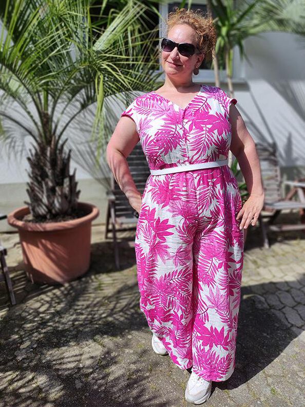 Petite KEVIA- Jumpsuit PDF-A4, A0 und BEAMER image number 4