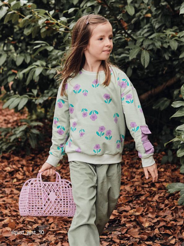 Unisex Sweater Sam- Poppy meets Pommé 24 image number 5