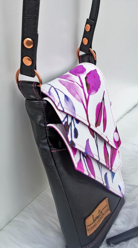 Ebook Handytasche Cross Body Bag Pixxi image number 4