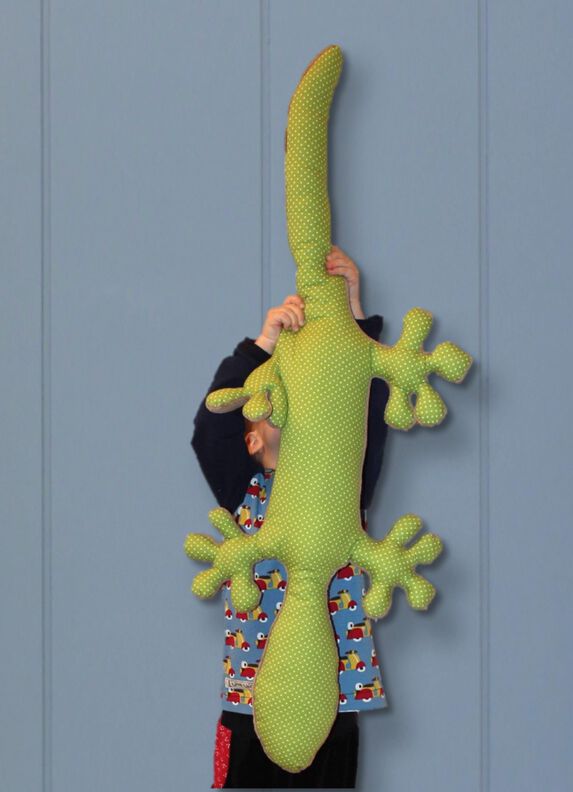 Salamander XXL | Kuscheltier | 1 Meter lang | schön weich image number 4