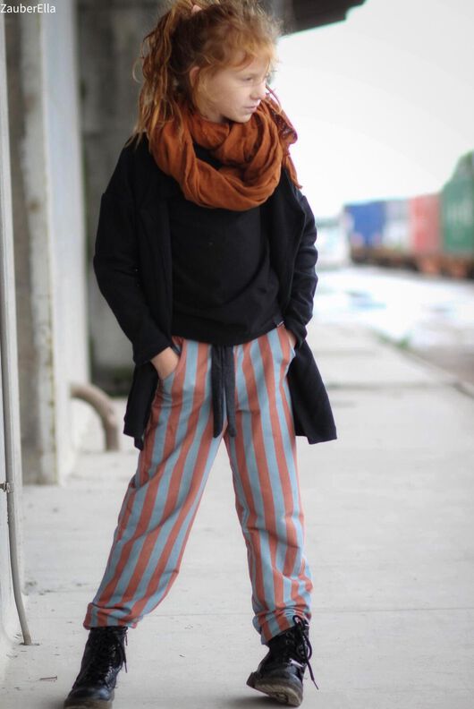 Schlupfhose Loose Fit Gr. 86 - 164 image number 2
