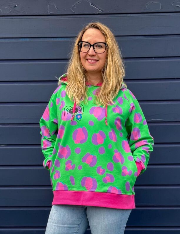 Longhoodie LARINO Gr. 32-56 gratis Plottdatei Schnittmuster image number 5