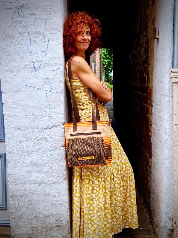 Ebook Tasche Ginger 30x35x10 cm image number 7