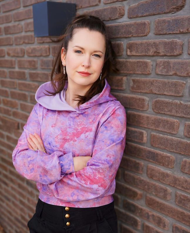 Crop-Hoodie ANOUK, Ebook und Schnittmuster, Größe 34-50 image number 7