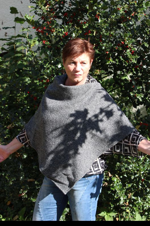 Poncho  www.anita-luechtefeld.de image number 5