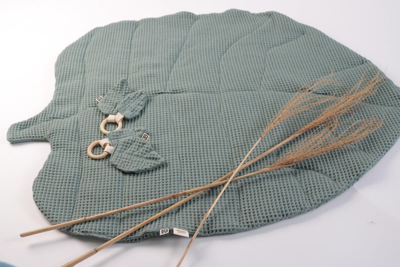 “Spieldecke BLATT” Krabbeldecke + GRATIS Greifling image number 2