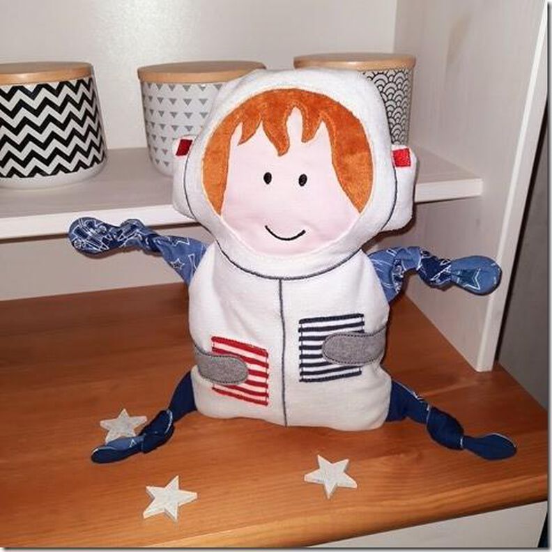 ITH Astronaut Rudi Schmusetuch Stickdatei 18x30cm image number 4
