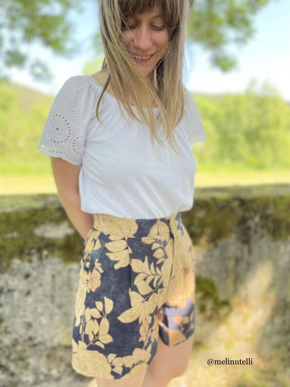 Kurze High Waist Stoffhose   image number 11