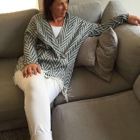 Sofadecke to go – die kuschlige Strickjacke - Ebook