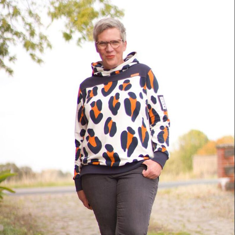 Hoodie Pullover Damen Schnittmuster Gr. 32-58 - Paco #126 image number 1