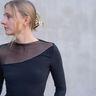 Elegantes Asymmetrisches Langarmshirt - ANOUK thumbnail number 10