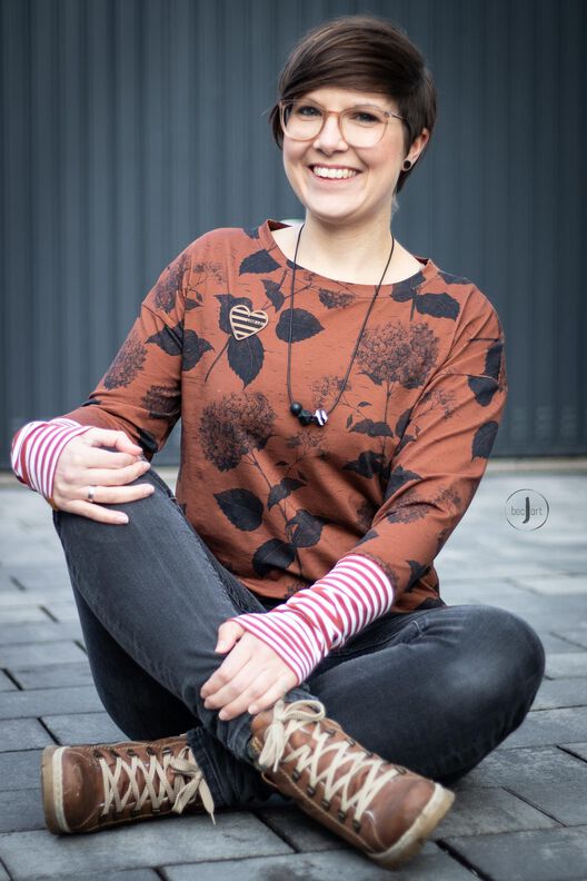 *Cool Queen Hoodie 2.0* Cropped Hoodie, Hoodie, Hoodiekleid  image number 10