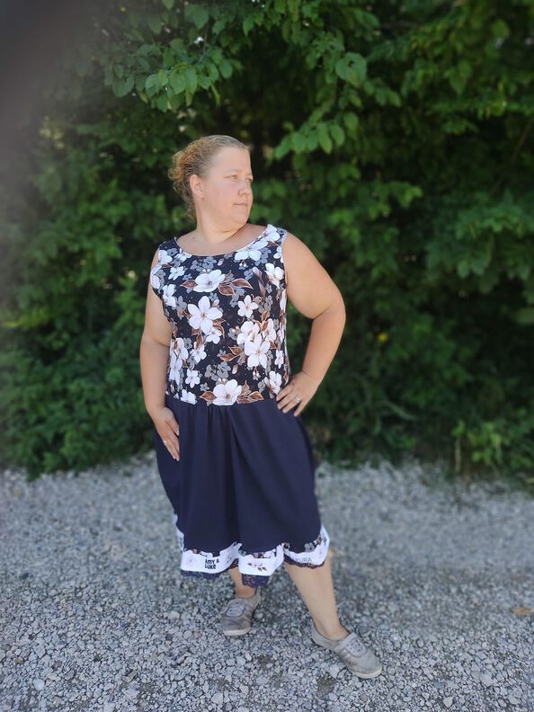 Kleid Vivi Curvy Gr. 48-60 beamerfähig image number 4