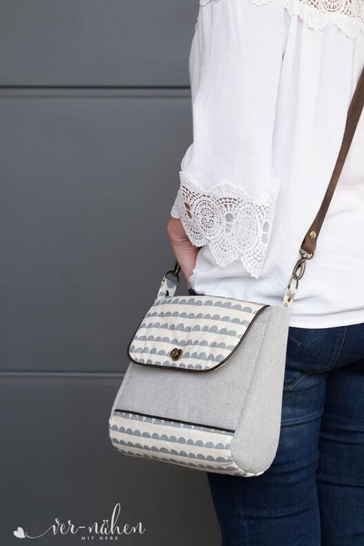 Sparpaket: Shopper Maxima + Damentasche Alexia image number 3