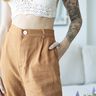 High waist Stoffhose mit weiten Beinen thumbnail number 7