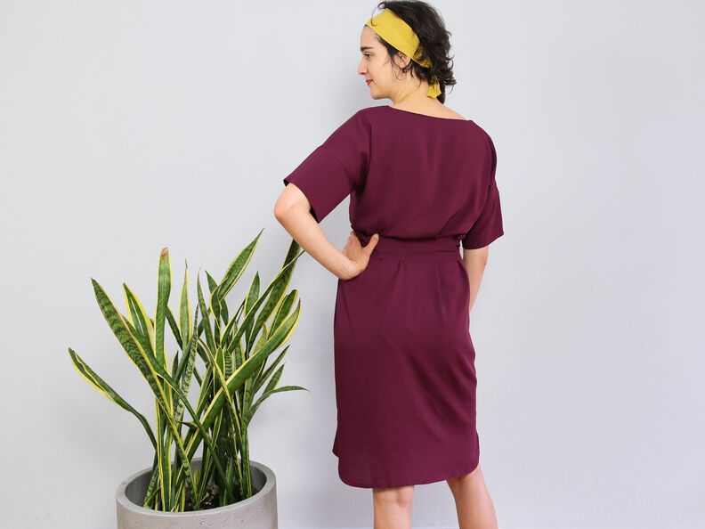 FRAU META - lässiges Kleid mit Gürtel XS-XXL image number 5