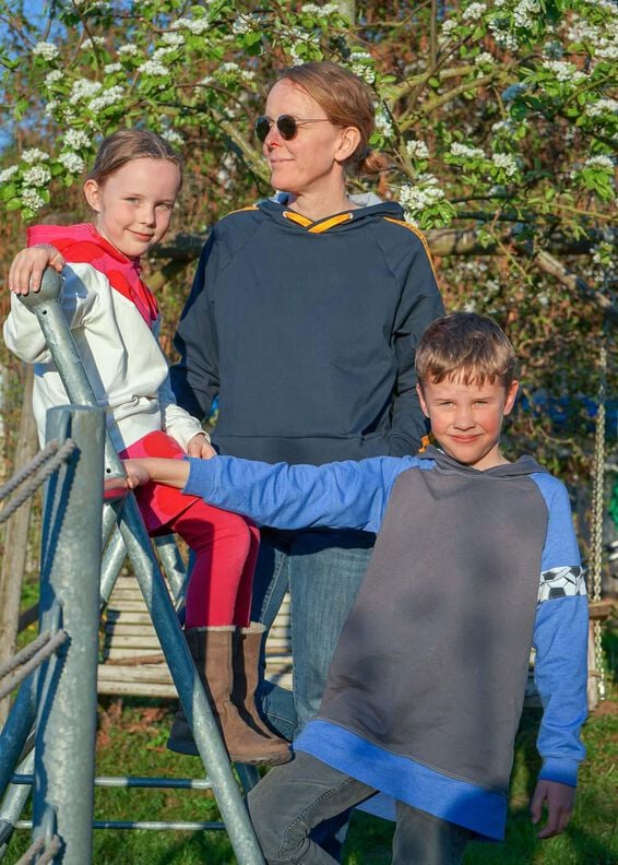 Kombipaket: Crearetro Hoodie + Crearetro Kids image number 4