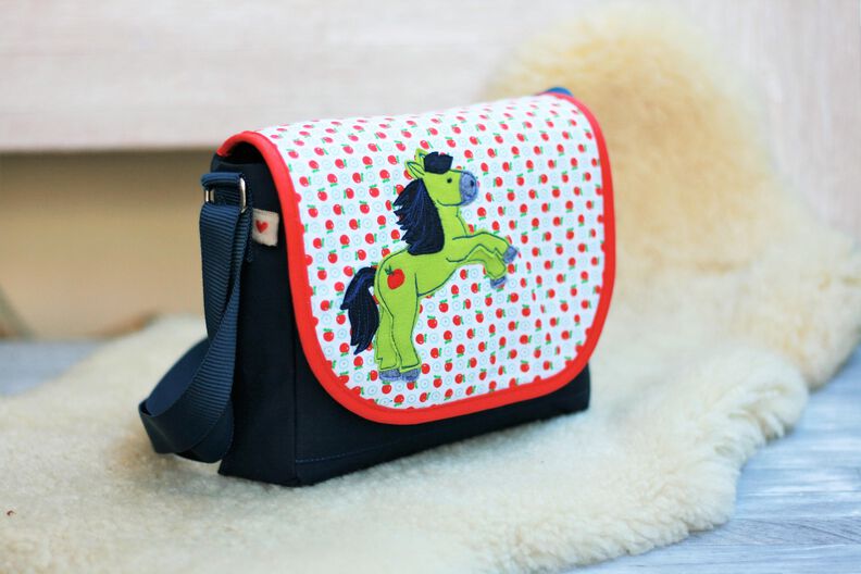 Appliziervorlage PONY, PFERD & EINHORN inkl. Applizierschule image number 1