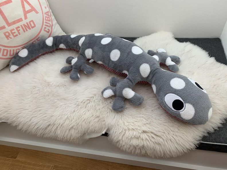 Salamander XXL | Kuscheltier | 1 Meter lang | schön weich image number 8