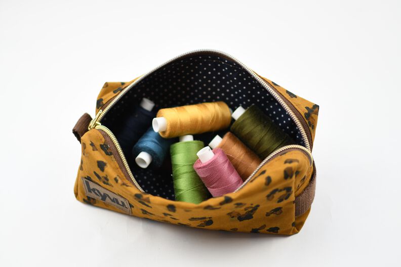 Kasetina Federtasche, Reiseapotheke Boxybag kyvu.by Lumali image number 5