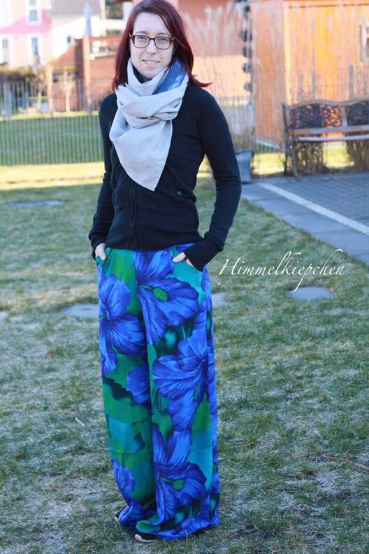 Hosenrock „Freya“ image number 6