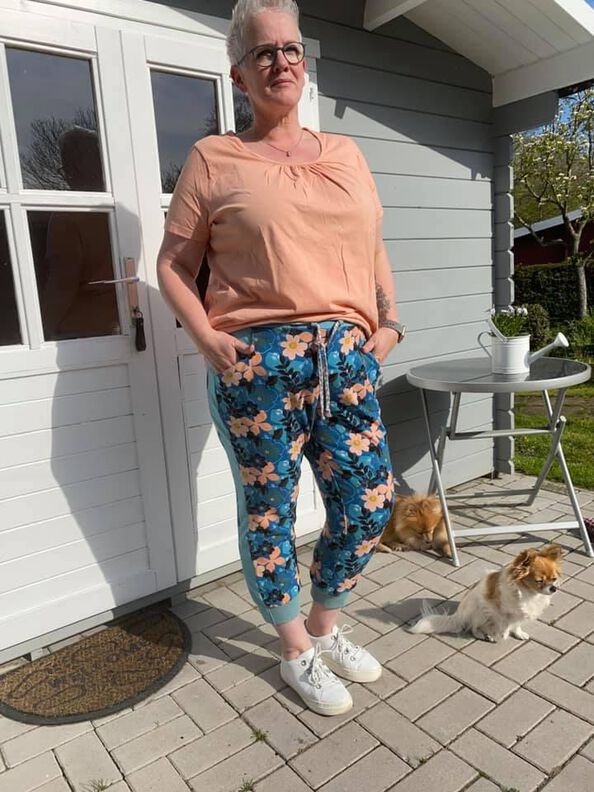 HÅLIN.jogger | Damen Plus | 46-62 image number 2