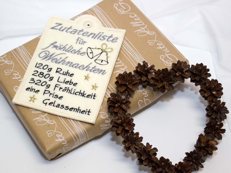 Stickdatei fröhliche Weihnachten ITH Schild image number 2