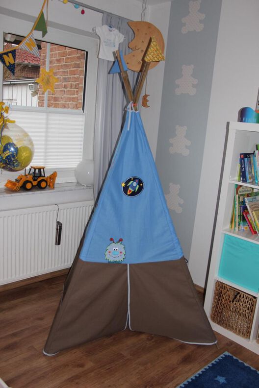 Spielzelt Tipi / Zelt für Kinder / mit Wimpel und Fenster image number 7
