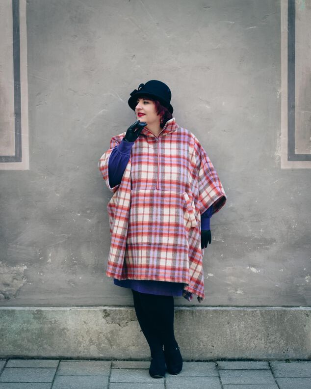 Oversize Poncho Cape HERA (S-M-L / 34-60)  image number 9