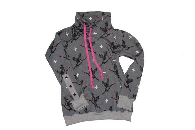 Ebook / Schnittmuster lillesol women No.39 Raglan-Hoodie image number 2