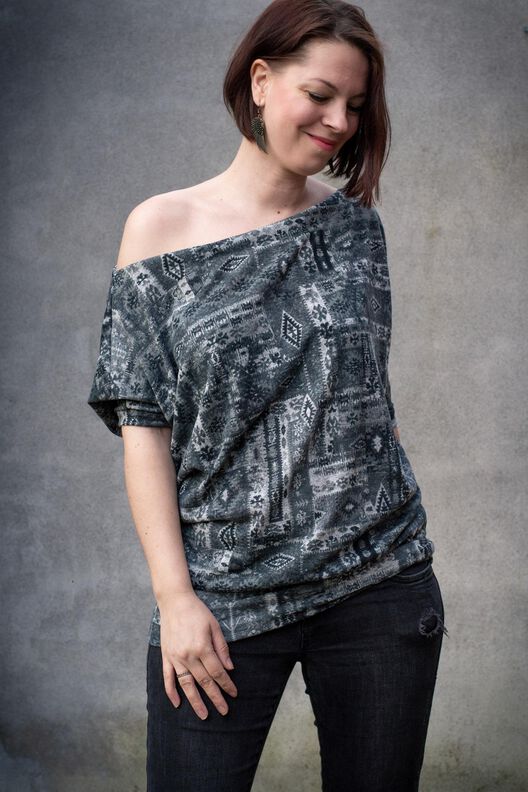 *Bat Queen* Fledermausshirt, Fledermauskleid Gr. 32 - 56 image number 4