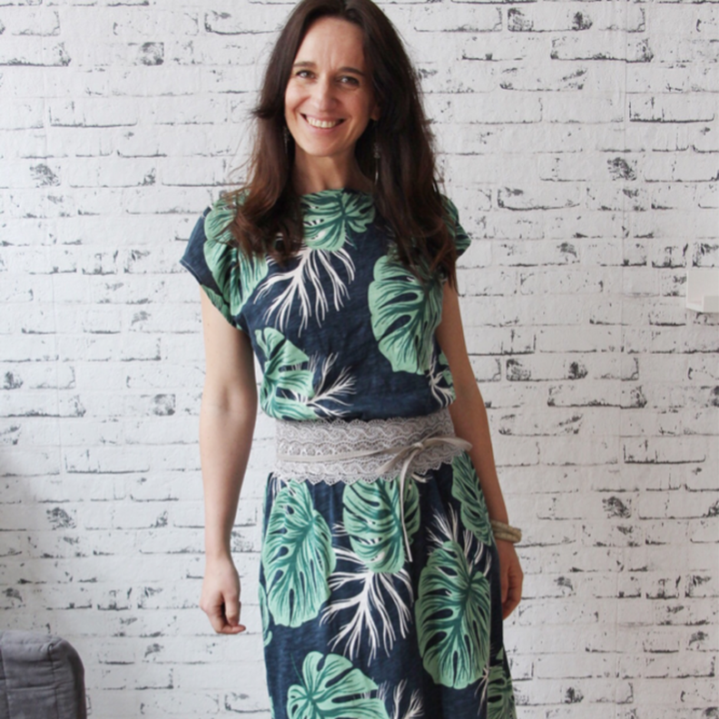 Clara Kleid oder Shirt Nähanleitung und Schnittmuster 34-48 image number 1