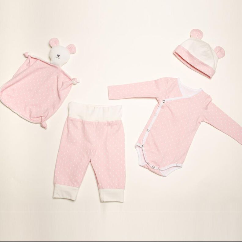 Baby Set Wickelbody, Hose, Mütze und Kuscheltier image number 1
