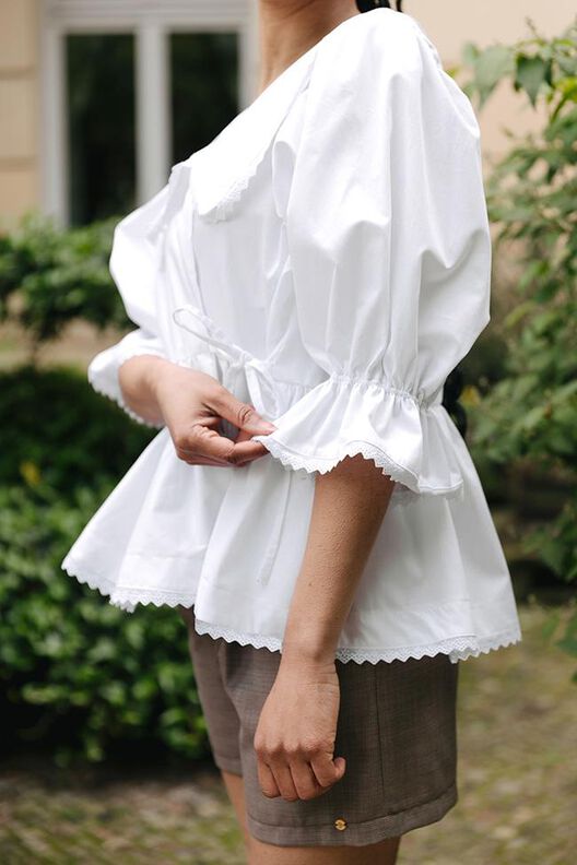 Wickelbluse Schnittmuster Damen Bubikragen Puffärmel image number 4