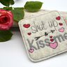 Stickdatei Valentinstag Mug Rug Herzen shut up and kiss me thumbnail number 5