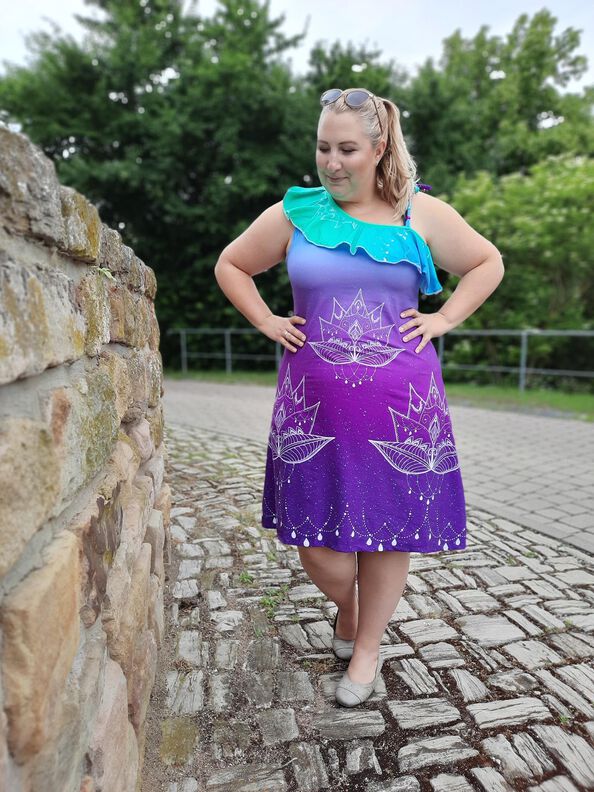 Offshoulder Kleid Spalina 34 - 52 FunkelRosa image number 4
