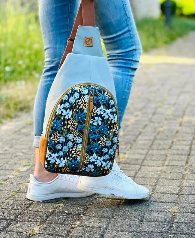 Sling Bag Mel image number 2