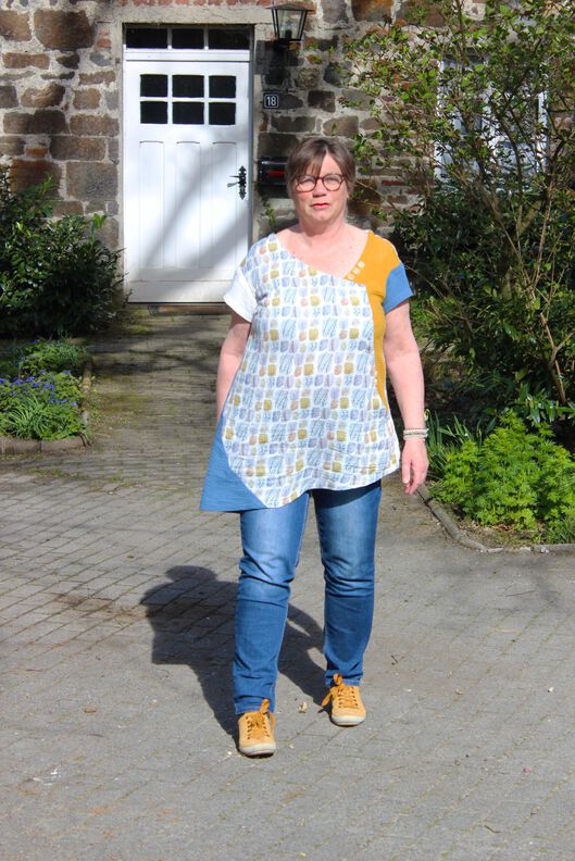 Malve Curvy www.anita-luechtefeld.de image number 7