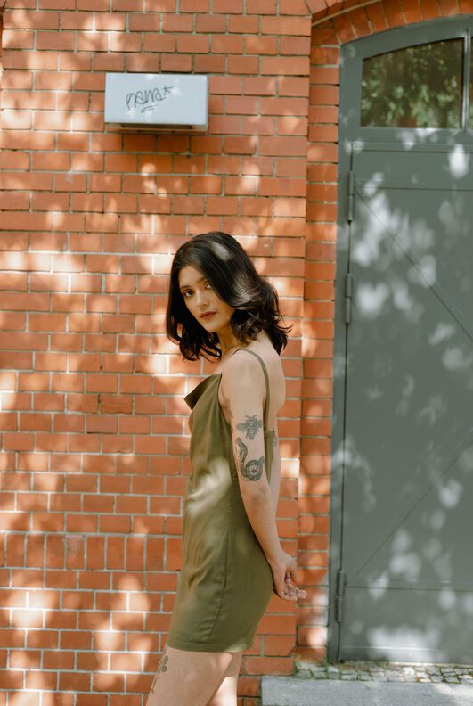 Kleid mit Wasserfallausschnitt, mit Videoanleitung XS-XXXL image number 6